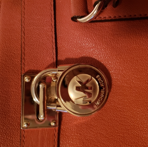 MICHAEL KORS - Picture 5 of 10